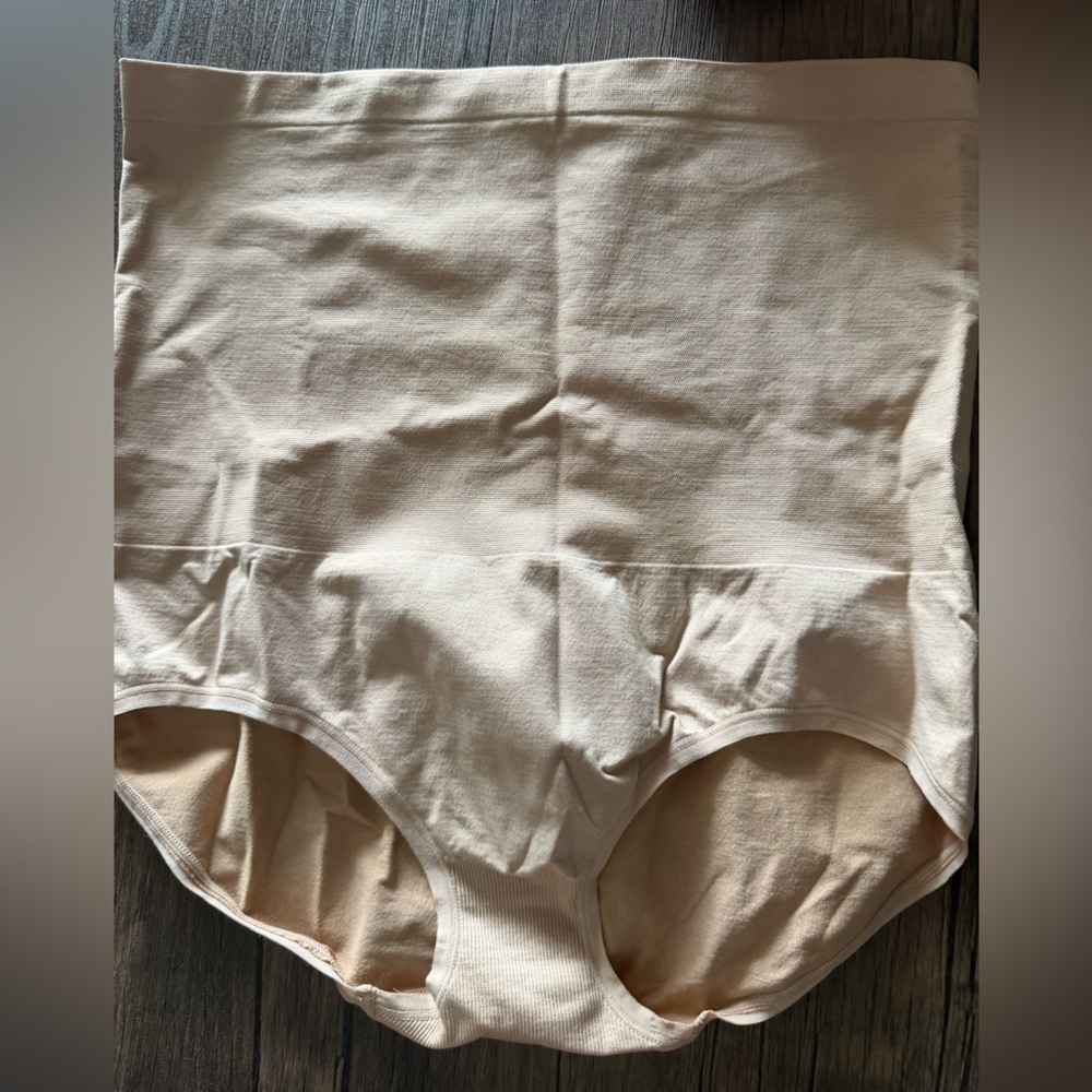 NWOT Jockey Nude High-Waisted Shaper Panty